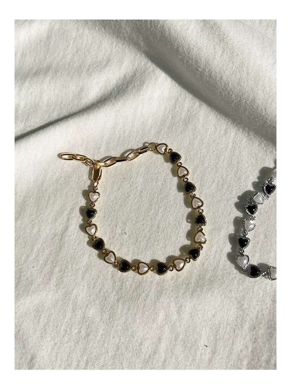 Elegant Heart Link Bracelet in Gold and Silver Plating